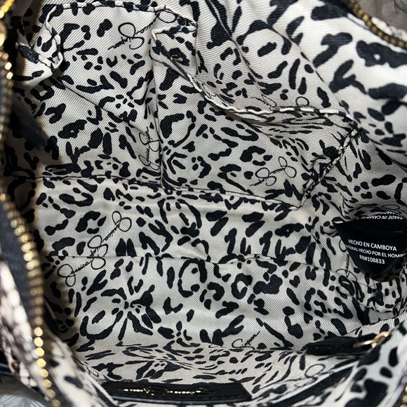 Jessica Simpson NWT Snakeskin shoulder bag - Picture 6 of 7